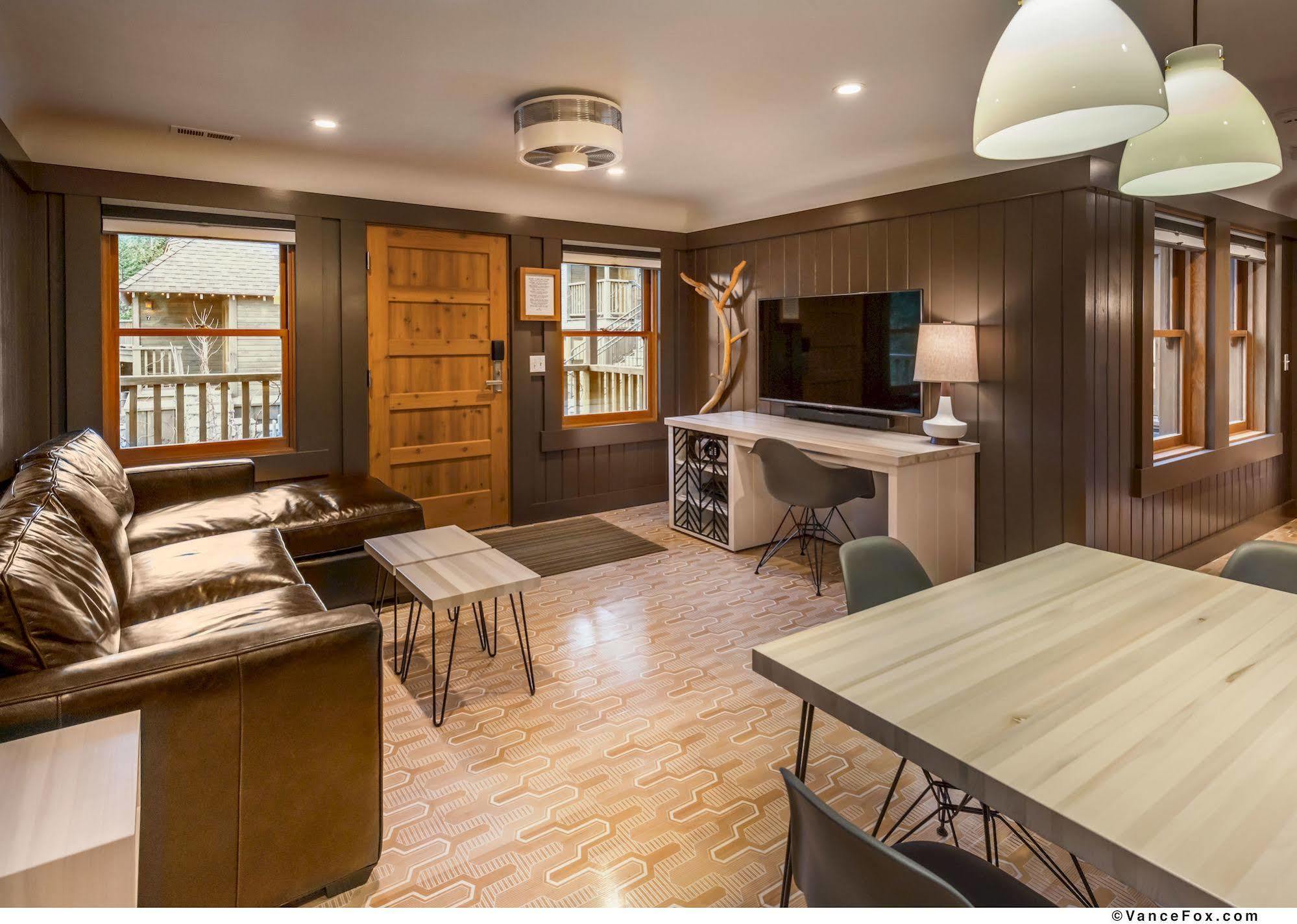 Cedar Crest Cottages Homewood Ngoại thất bức ảnh